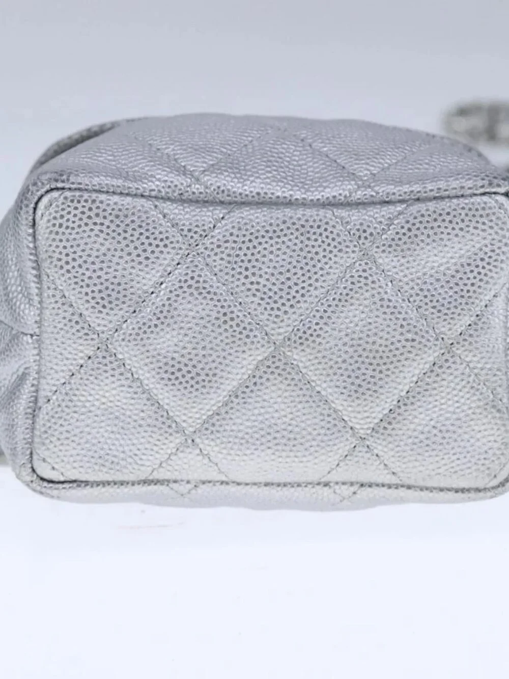 CHANEL brand	chanel color	silver